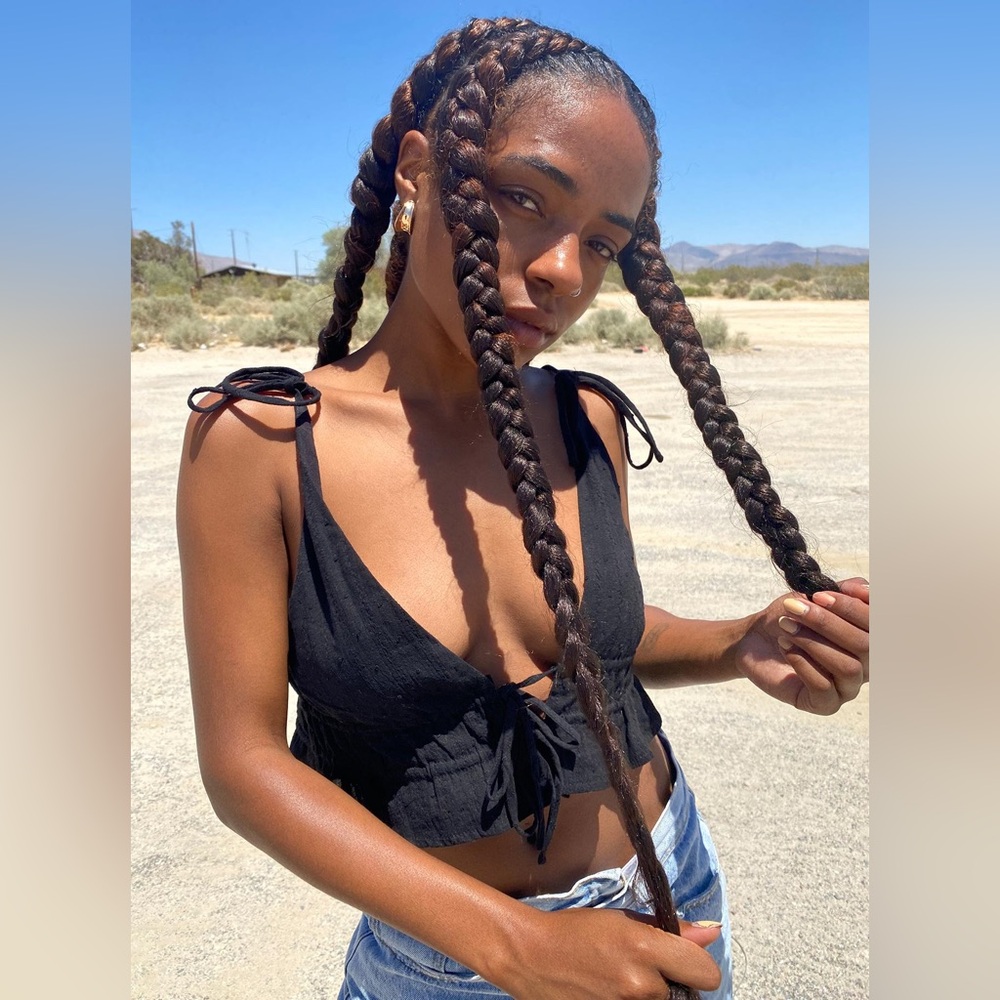 Never worn PRINCESS POLLY tie front cropped top 〰️